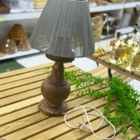 آباژور پایه چوبی رومیزی