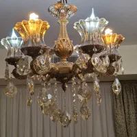 دو جفت لوستر پذیرایی