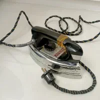 اتو قدیمی.اتو|اتو و لوازم اتو|مشهد, چهارچشمه|دیوار