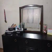 اینه بزرگ