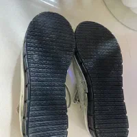 کفش بچگانه|کیف، کفش، کمربند|میانه, |دیوار