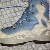 کفش کوهنوردی و کمپینگ لوا Lowa