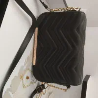 کیف|کیف، کفش، کمربند|ارومیه, |دیوار