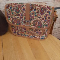 تعدادی کیف دوشی