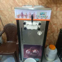 دستگاه بستنی قیفی
