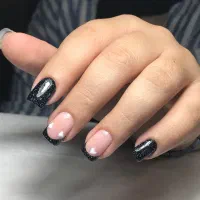 تخفیف کاشت ناخن به مدت محدود|خدمات آرایشگری و زیبایی|رشت, معلم|دیوار