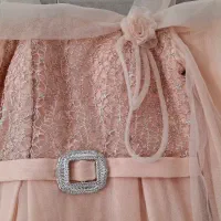 لباس مجلسی|لباس|پیشوا, |دیوار