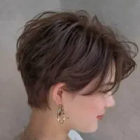 کوتاهی تخصصی مو زنانه و اصلاح ابرو|خدمات آرایشگری و زیبایی|هشتگرد, شهرک ولیعصر (مصلی)|دیوار