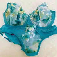 لباس زیر زنانه