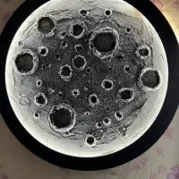ماه تابان