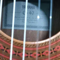 گیتار یاماها اصلی c۴۰|گیتار، بیس، امپلیفایر|شیراز, گلکوب|دیوار