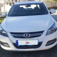 ماشین  JAC J5 دنده ای مدل ۲۰۱۵