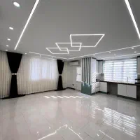 ۱۳۰ متر/۳خواب/فول امکانات