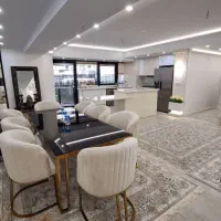 برج-شیشه-ای-لوکس-و-مدرن-138-متر-دریاچه-چیتگر