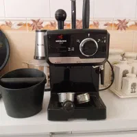 یک عدد قهوه ساز