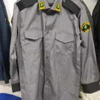 خیاط کارگاه پیراهن دوزی