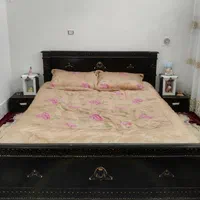 تخت دونفره سالم ومحکم
