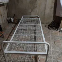 تخت تاشو