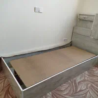 تخت تک نفره mdf نو و کفی|تخت و سرویس خواب|شیراز, لاله|دیوار