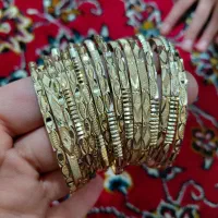 تعدادی رنگ ثابت
