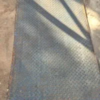 تعدادی تیرآهن و ورق ، ضایعات|مصالح و تجهیزات ساختمان|هشتگرد, فاز ۱ مهستان|دیوار