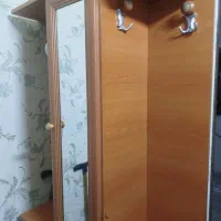 جاکفشی و آویزلباس