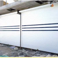 یک باب مغازه به قیمت پایین بر خیابان اصلی