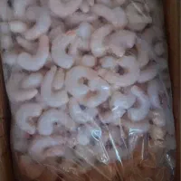 نظافتچی فروشگاه سوپر گوشت