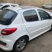 ۲۰۷ پانوراما ۱۴۰۰ تصادفی|خودرو سواری و وانت|تهران, شهرک صادقیه|دیوار