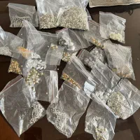 نگین گل سر و تاج