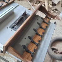 رخت اویز چوب گردو درجه ۱ (پینترستی) هم قیمت mdf تب