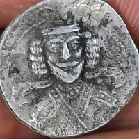اعددسکه فرهادسوم تمام رخ ارزشمند