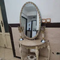 ایینه وکنسول