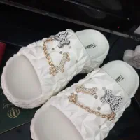 دمپایی|کیف، کفش، کمربند|اصفهان, فروردین|دیوار