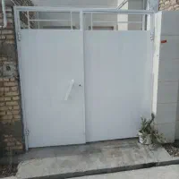 درب حیاط درحد نو
