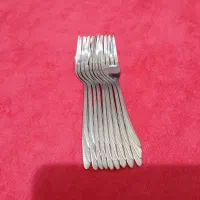 چنگال کوچک استیل