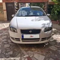 رانا پلاس بی رنگ