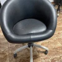 صندلی آرایشگاه در حدنو