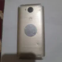 گوشیه هاوایی صفحه شکسته ولی روشن میشه