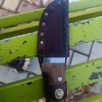 یک عدد چاقو با قلاف