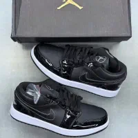 کتونی نایک ایر وان جردن مشکی چرم و ورنی