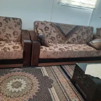 مبل تخت شو .راحتی در حد نو با چهار عسلی شیشه ای|مبلمان خانگی و میز عسلی|مشگین شهر, |دیوار