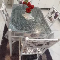 میز نهار خوردی
