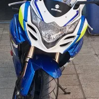 سوزوکی موتور سنگین GSX R 1000 cb 1300 CBR 1000