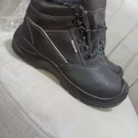 کفش ایمنی و کار|کیف، کفش، کمربند|اندیمشک, |دیوار