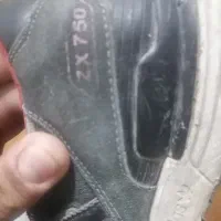 zx750ادیداس چرم ترب 20تومن 2تومن من میدم