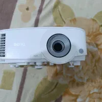پروژکتور benq mx550 در حد نو