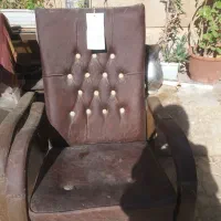 صندلی راحتی چرم خوشنشین