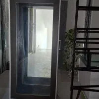 بوفه سالم ودر حد نو  تخفیف پای معامله