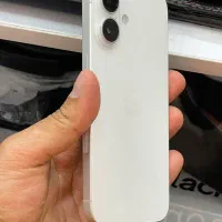 ایفون 16نرمال